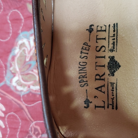 NWOT- L’artiste By Spring Step ‘Denofeden’ Laser Cut Slip On Leather Sneaker - Picture 11 of 12